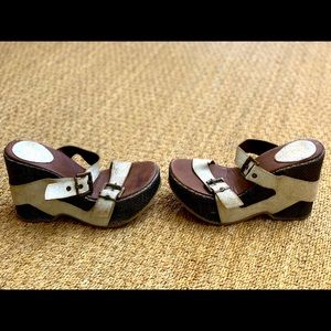 DESTROY wedge sandals